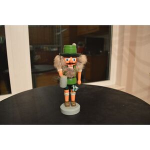 Vintage - Erzgebirgische Christmas Revolving Oktoberfest Beer Stein Nutcracker